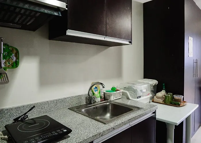 8c Unit With Free Wifi Pool And Gym Apartment *