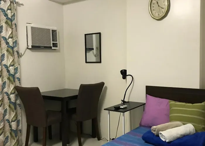 8c Unit With Free Wifi Pool And Gym Mandaue City