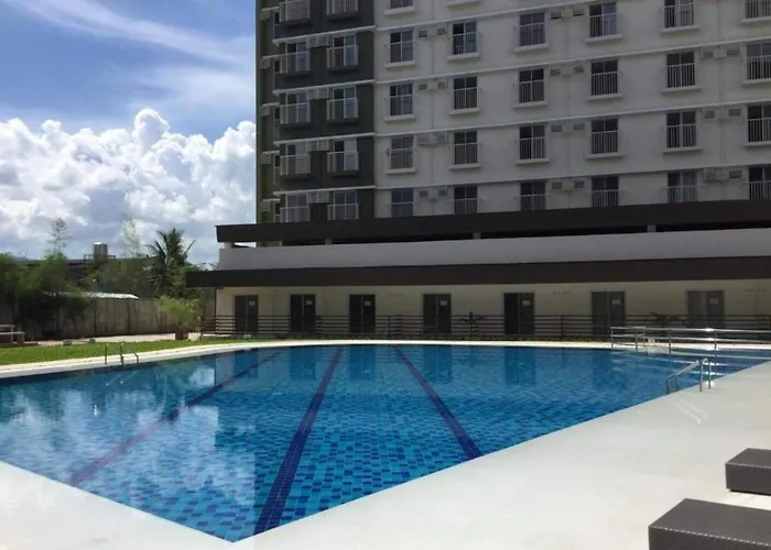 8c Unit With Free Wifi Pool And Gym Mandaue City